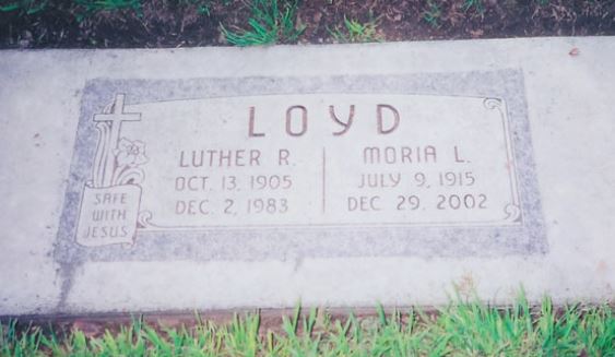 Headstone for Luther R Loyd and Morie Lorene Roberts Loyd